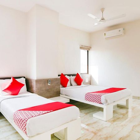 Hotel O Shiv Vatika Banquet & Rooms Bhatha Exteriör bild