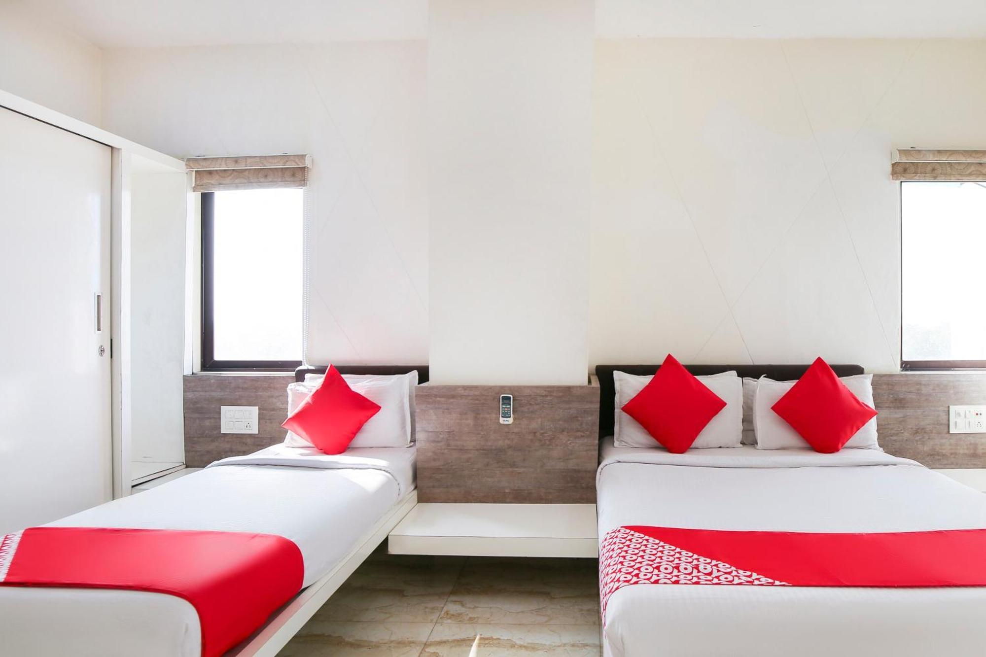 Hotel O Shiv Vatika Banquet & Rooms Bhatha Exteriör bild